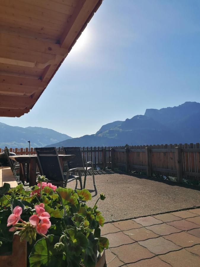 Klette Apartment Hippach Exterior foto